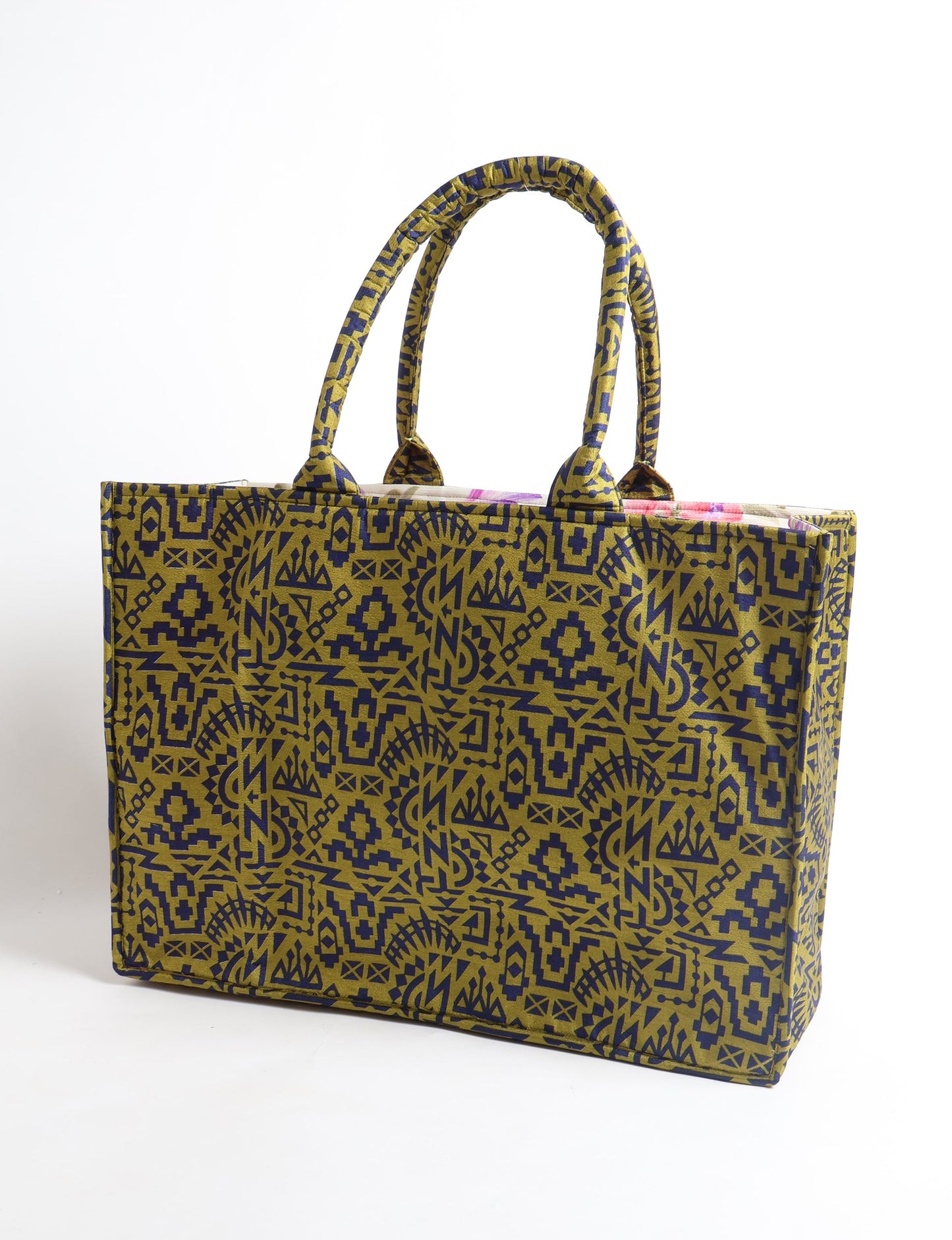 Elevate your eco-friendly style with our Work Tote Bag, a semi-structured, sustainable masterpiece. Soft padded handles, contrast lining, and an inside zipper pocket make it both stylish and functional. Perfect for carrying your laptop and more, this tote stands tall as a symbol of conscious fashion.