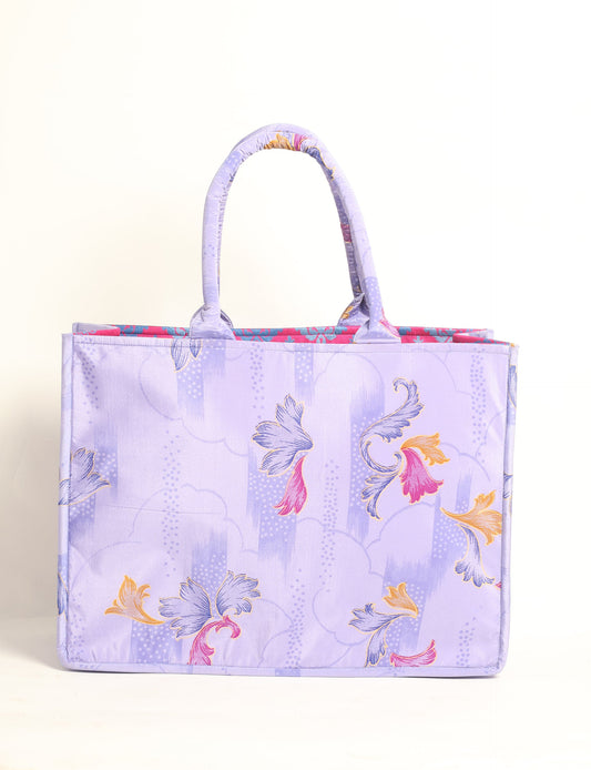 Elevate your eco-friendly style with our Work Tote Bag, a semi-structured, sustainable masterpiece. Soft padded handles, contrast lining, and an inside zipper pocket make it both stylish and functional. Perfect for carrying your laptop and more, this tote stands tall as a symbol of conscious fashion.