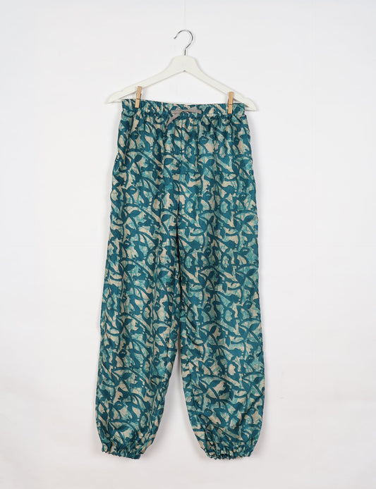 Comfortable and sustainable JOGGER PANTS, pull-on style crafted from eco-materials. Elastic drawstring waist, cotton twill tape, elasticated hems, and slant pockets for style and functionality. Make a positive impact on people and the planet with your fashion choices.