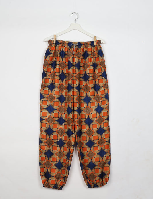 Comfortable and sustainable JOGGER PANTS, pull-on style crafted from eco-materials. Elastic drawstring waist, cotton twill tape, elasticated hems, and slant pockets for style and functionality. Make a positive impact on people and the planet with your fashion choices.