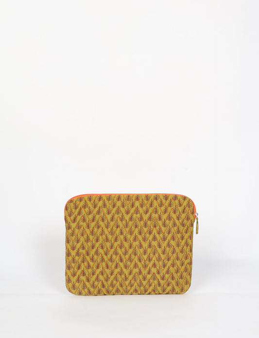 Elevate your tech style with our QUILTED LAPTOP SLEEVE 15-16 inches. Crafted with eco-friendly materials, the quilted design provides cushioning and durable protection for your 15"-16" laptop. Lightweight and stylish, with a secure zipper closure – your ethical choice for sustainable tech storage.