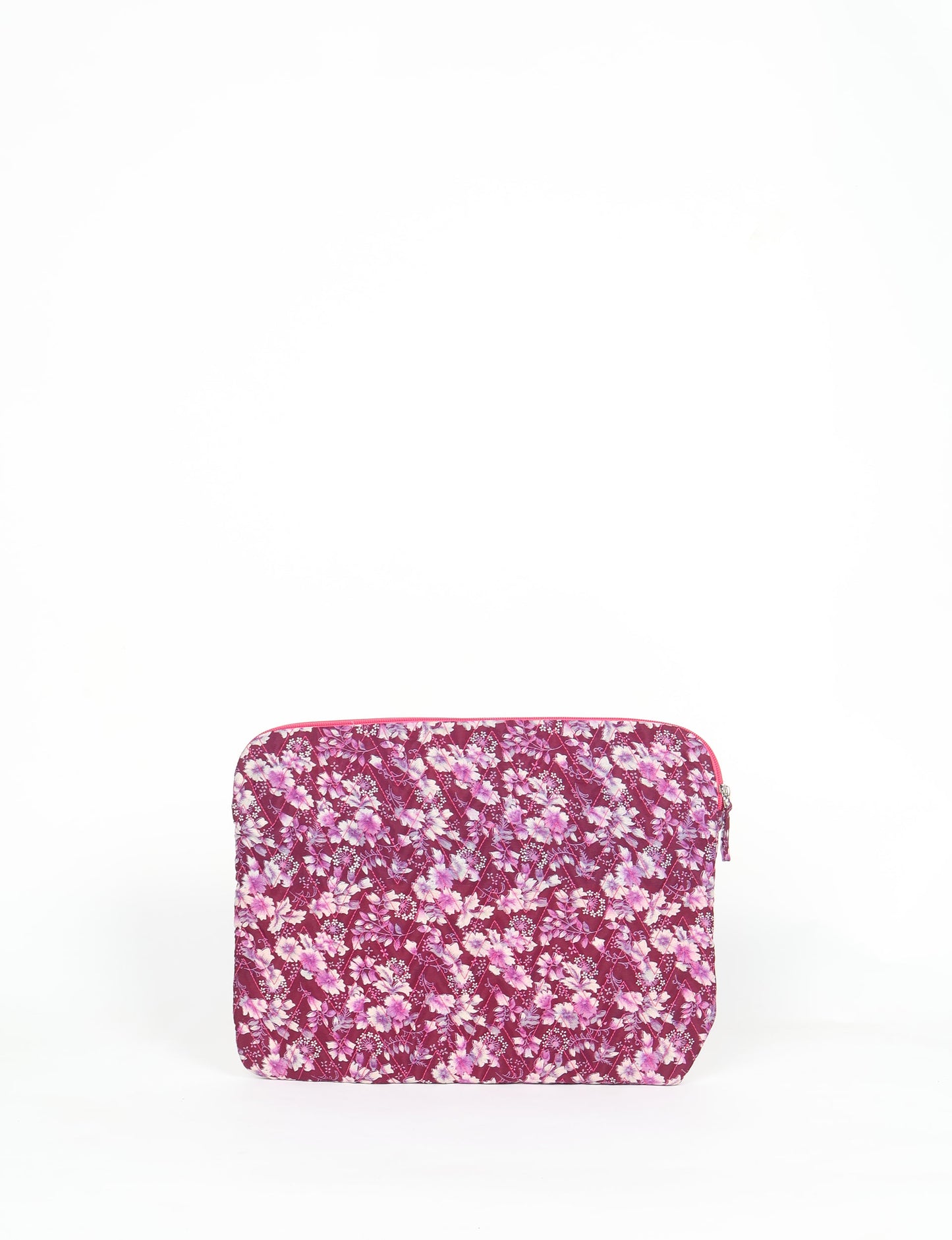 Elevate your tech style with our QUILTED LAPTOP SLEEVE 15-16 inches. Crafted with eco-friendly materials, the quilted design provides cushioning and durable protection for your 15"-16" laptop. Lightweight and stylish, with a secure zipper closure – your ethical choice for sustainable tech storage.