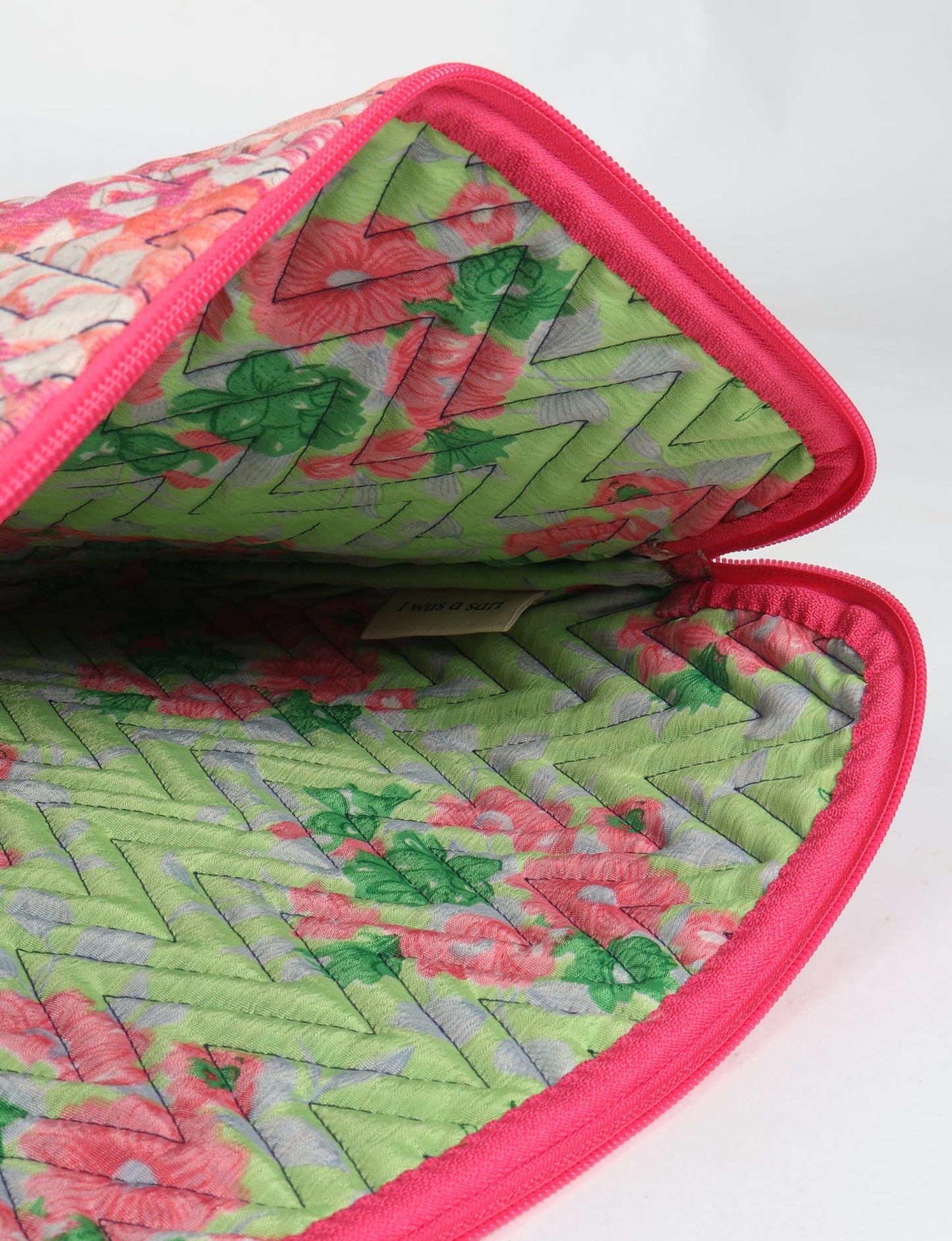 Elevate your tech style with our QUILTED LAPTOP SLEEVE 15-16 inches. Crafted with eco-friendly materials, the quilted design provides cushioning and durable protection for your 15"-16" laptop. Lightweight and stylish, with a secure zipper closure – your ethical choice for sustainable tech storage.