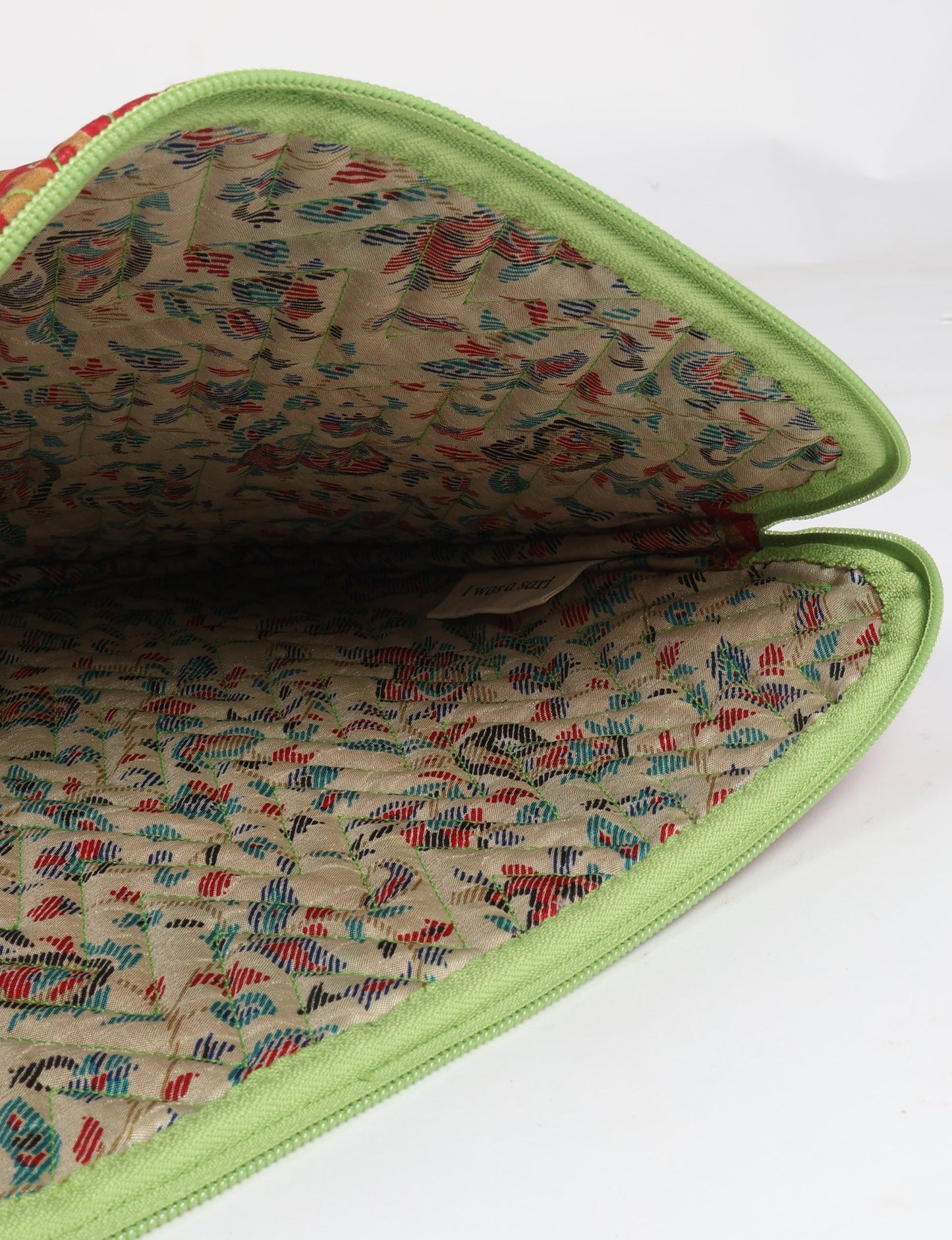 Elevate your tech style with our QUILTED LAPTOP SLEEVE 15-16 inches. Crafted with eco-friendly materials, the quilted design provides cushioning and durable protection for your 15"-16" laptop. Lightweight and stylish, with a secure zipper closure – your ethical choice for sustainable tech storage.