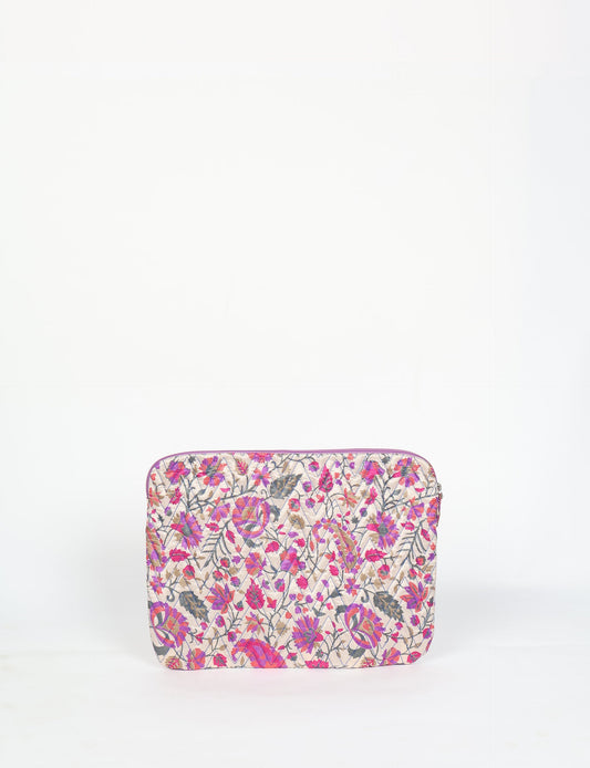 Elevate your tech style with our QUILTED LAPTOP SLEEVE 15-16 inches. Crafted with eco-friendly materials, the quilted design provides cushioning and durable protection for your 15"-16" laptop. Lightweight and stylish, with a secure zipper closure – your ethical choice for sustainable tech storage.