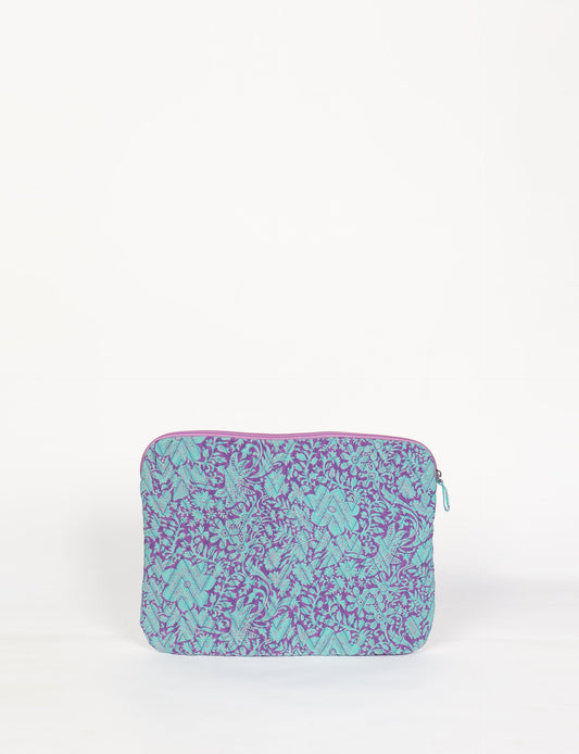 Elevate your tech style with our QUILTED LAPTOP SLEEVE 15-16 inches. Crafted with eco-friendly materials, the quilted design provides cushioning and durable protection for your 15"-16" laptop. Lightweight and stylish, with a secure zipper closure – your ethical choice for sustainable tech storage.