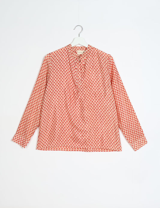 Versatile DAY BLOUSE, a sustainable wardrobe essential with a classic Johnny collar and full sleeves. Lightweight fabric for a comfortable fit, perfect for dressing up or down. Explore ethical clothing and green fashion with this eco-friendly and timeless piece, perfect for any occasion.