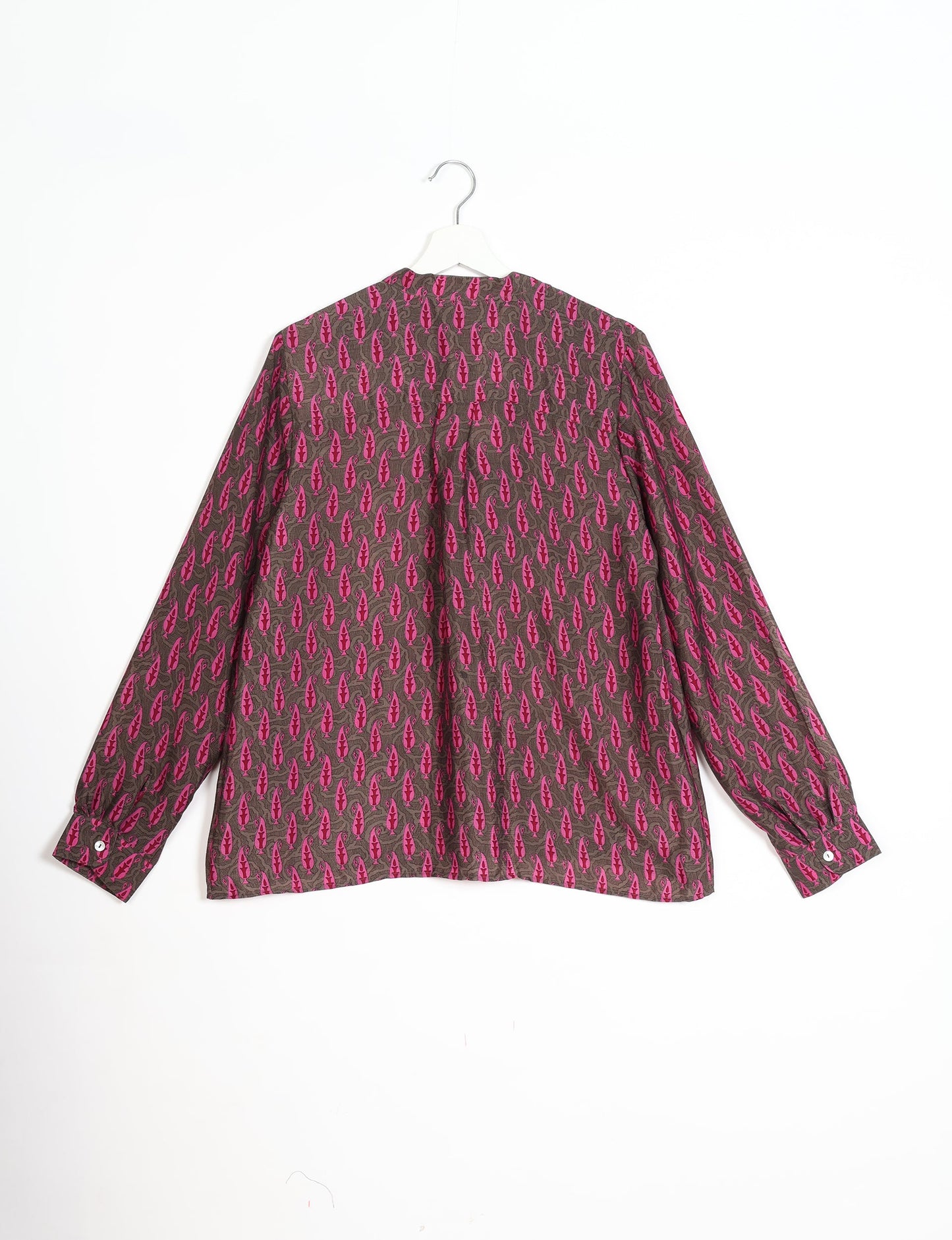 Versatile DAY BLOUSE, a sustainable wardrobe essential with a classic Johnny collar and full sleeves. Lightweight fabric for a comfortable fit, perfect for dressing up or down. Explore ethical clothing and green fashion with this eco-friendly and timeless piece, perfect for any occasion.