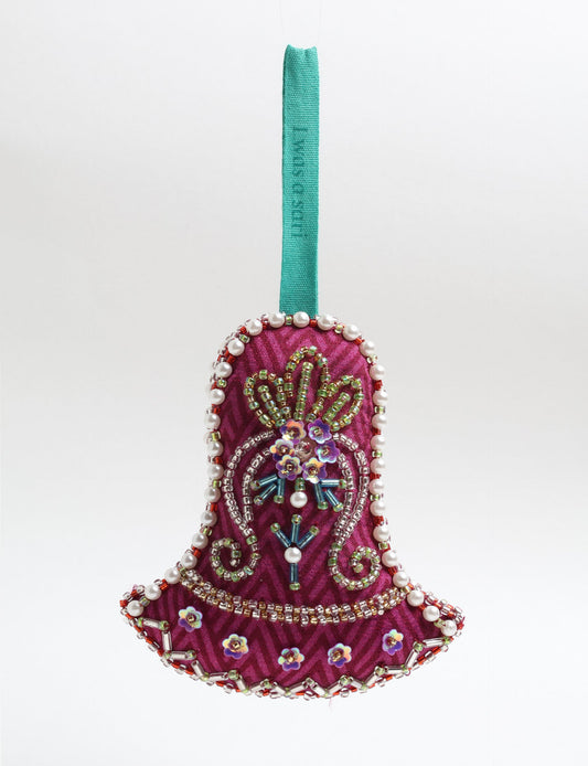 Bell-shaped Christmas ornament made from recycled saris, showcasing Aari embroidery, sustainable apparel, and green fashion. A celebration of upcycled clothing and eco-friendly products with a focus on sustainable women’s clothing and recycled fashion.