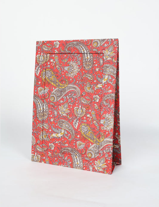 A4 size fabric photo frame with fold-out stand, made using upcycled clothing and recycled fashion concepts. Ideal for showcasing pictures, this eco friendly cloth-inspired frame highlights conscious clothing, zero waste clothing, and the essence of slow fashion.