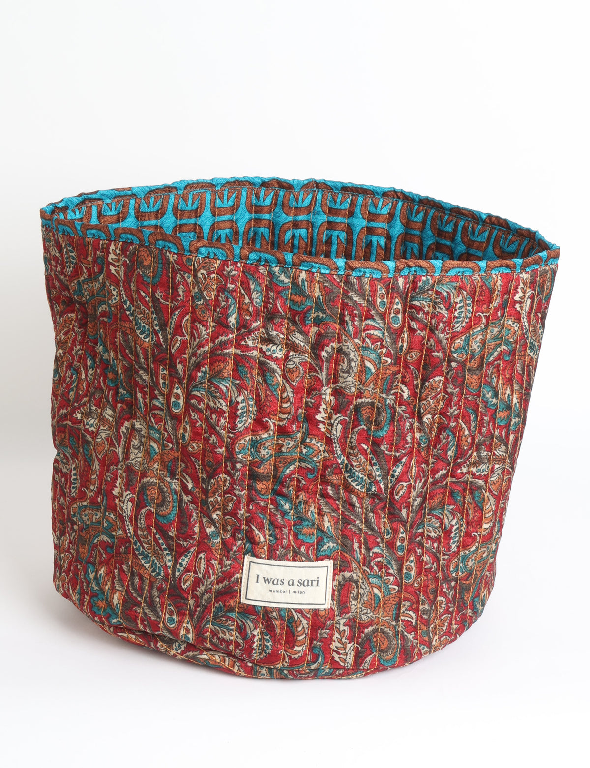 Quilted storage basket - Red Paisley