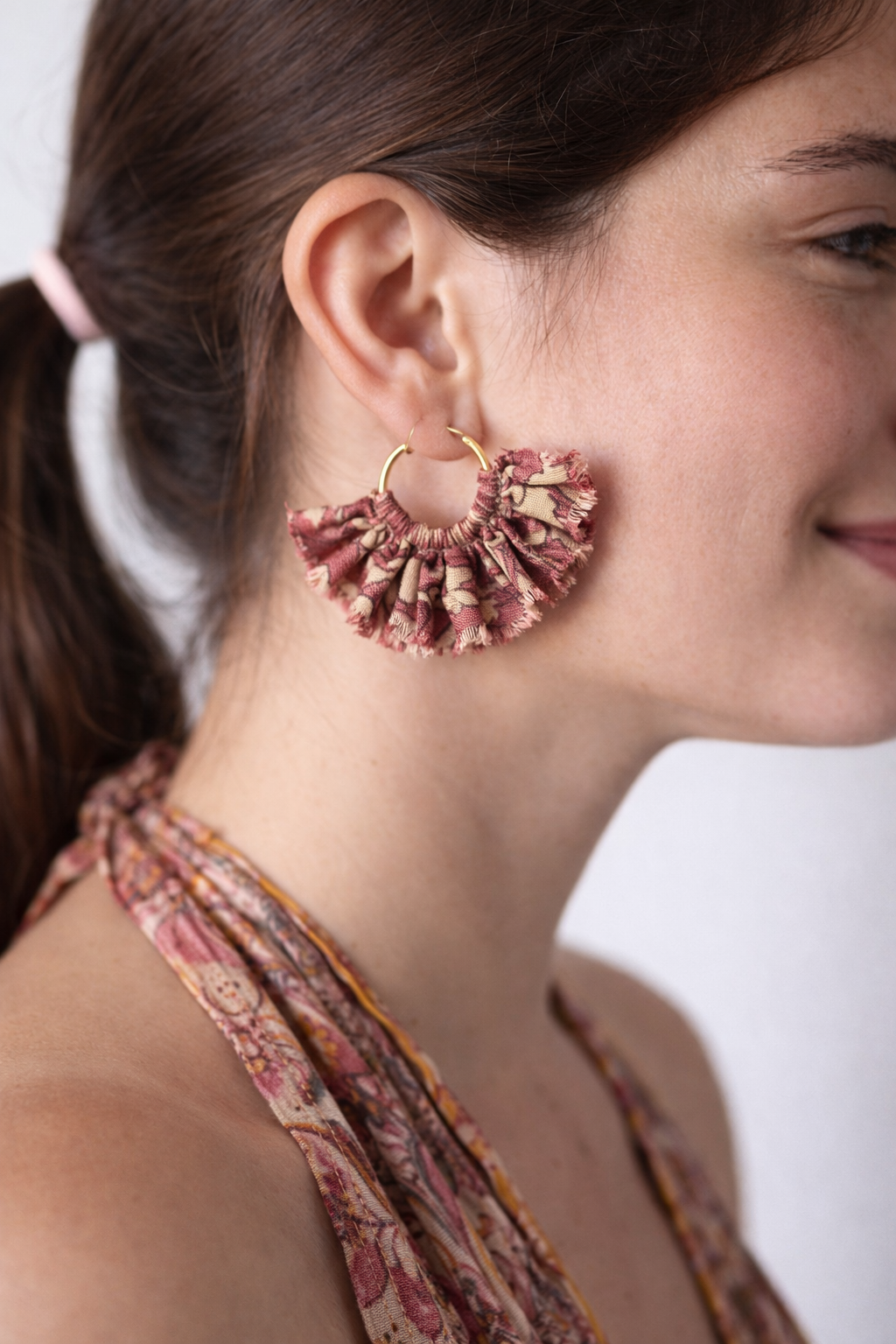 Frill hoop earrings - Pink Tropical