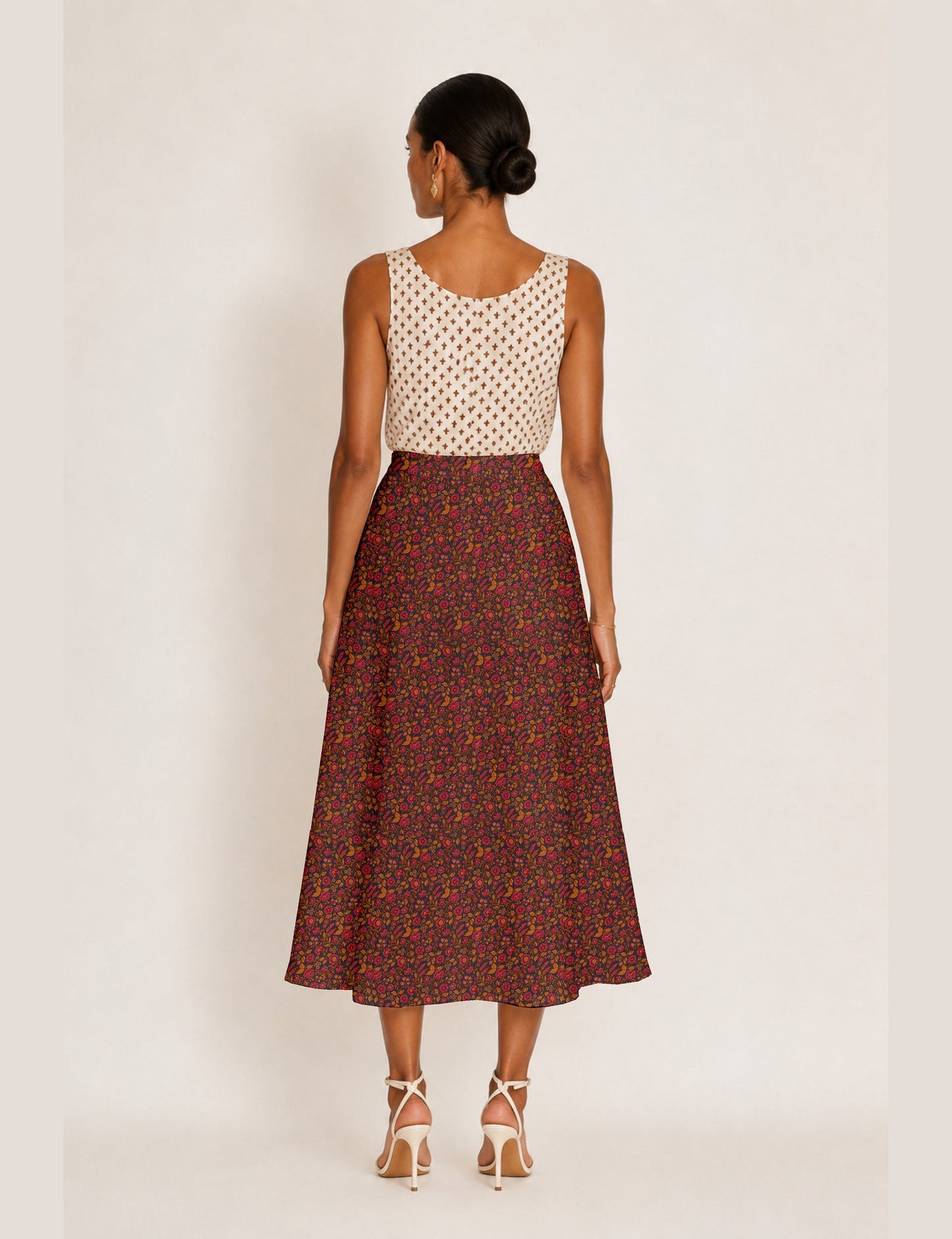 A line skirt with slit - Orange Floral