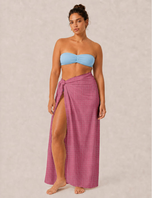 Explore sustainable elegance with our PAREO – a versatile piece for conscious fashion enthusiasts. More than an accessory, it's a statement of ethical clothing and green fashion. Ideal for getaways, this wrap-around works as a coverup, turban, or throw, showcasing our commitment to slow fashion, upcycled garments, and eco-friendly practices. Elevate your wardrobe with this eco-conscious and stylish pareo, a perfect addition to your collection of sustainable women's clothing.