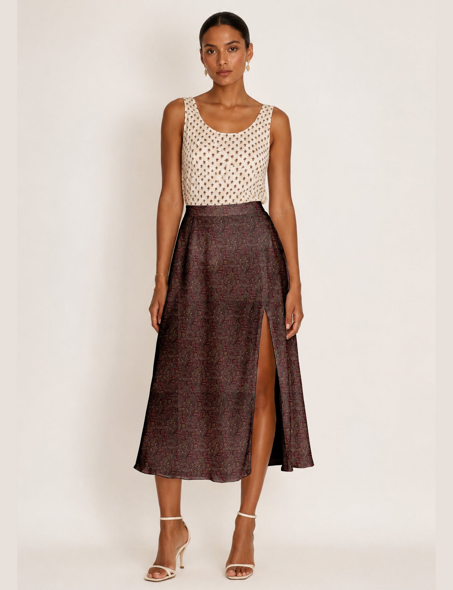 A line skirt with slit - Red Abstract