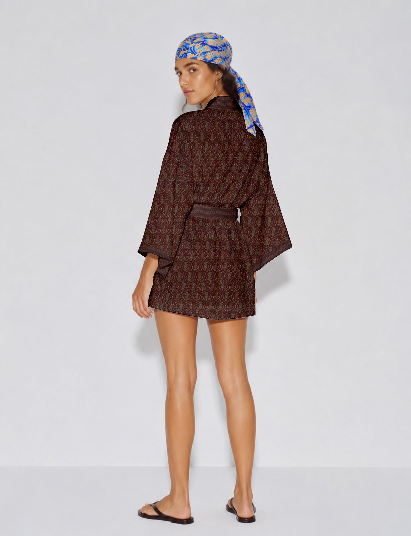 Short kimono robe - Red Paisley