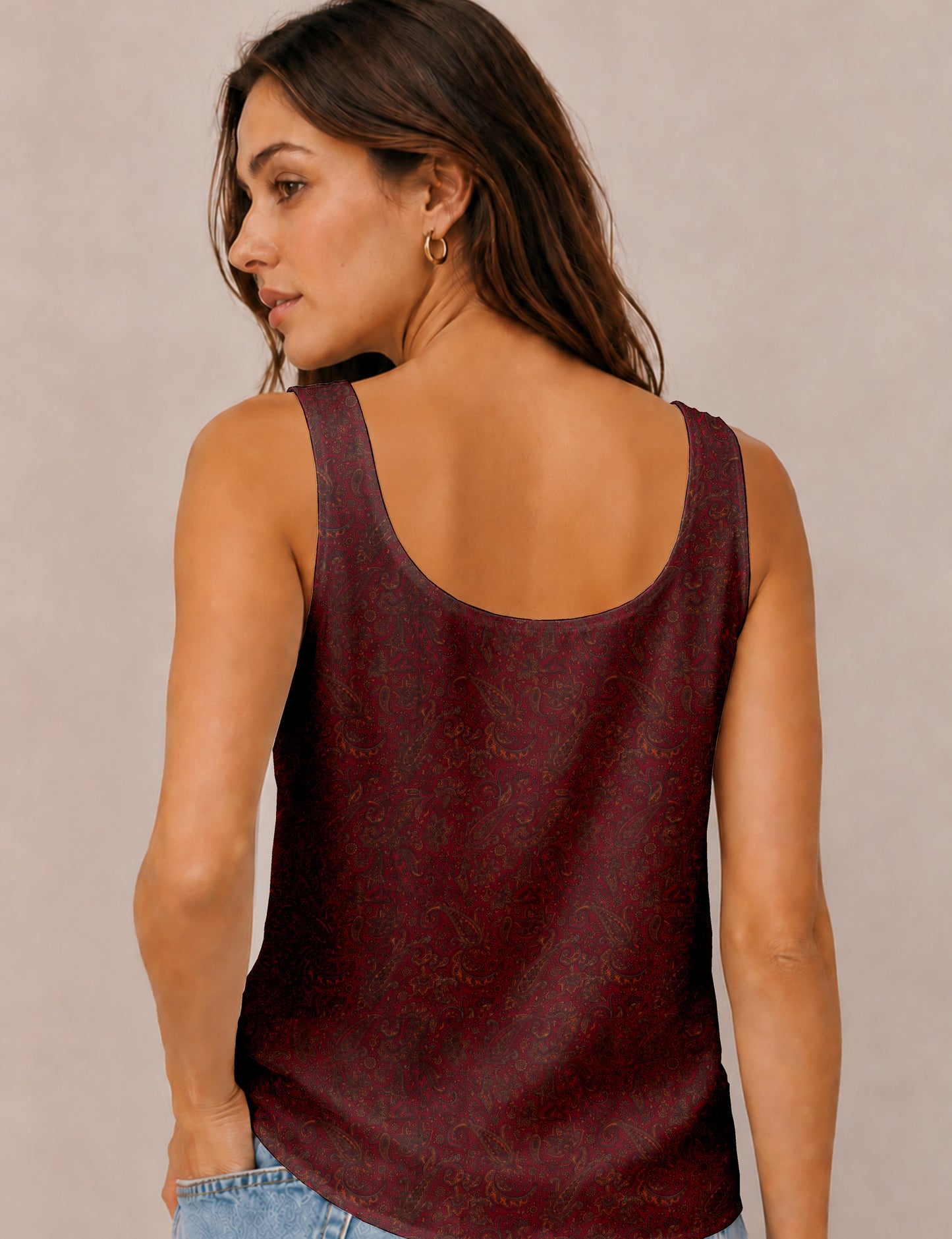 Sleeveless blouse - Red Paisley