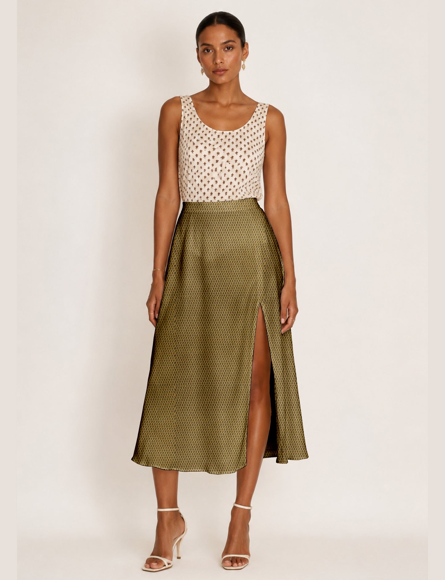 A line skirt with slit - Yellow Micro Design