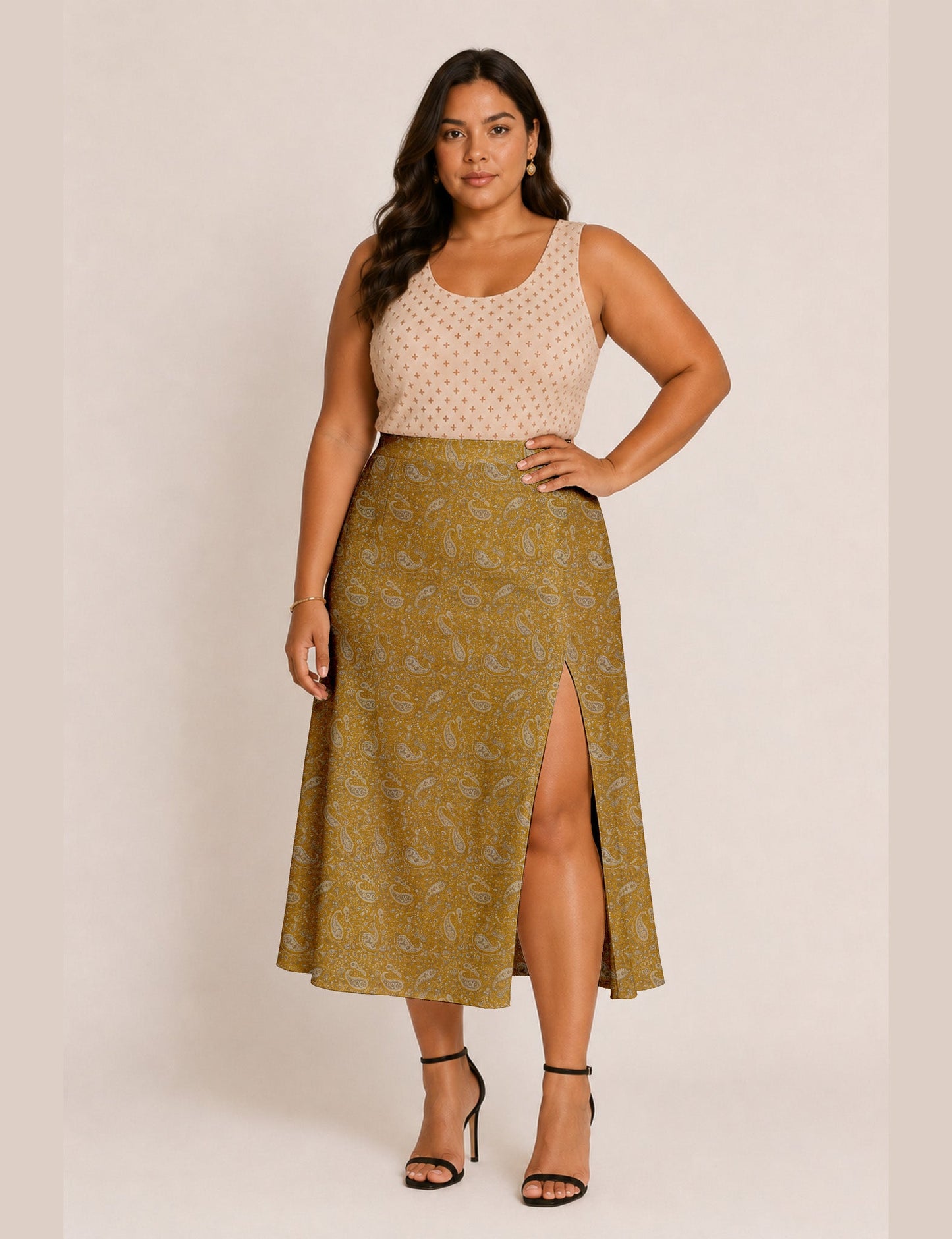 A line skirt with slit - Yellow Paisley