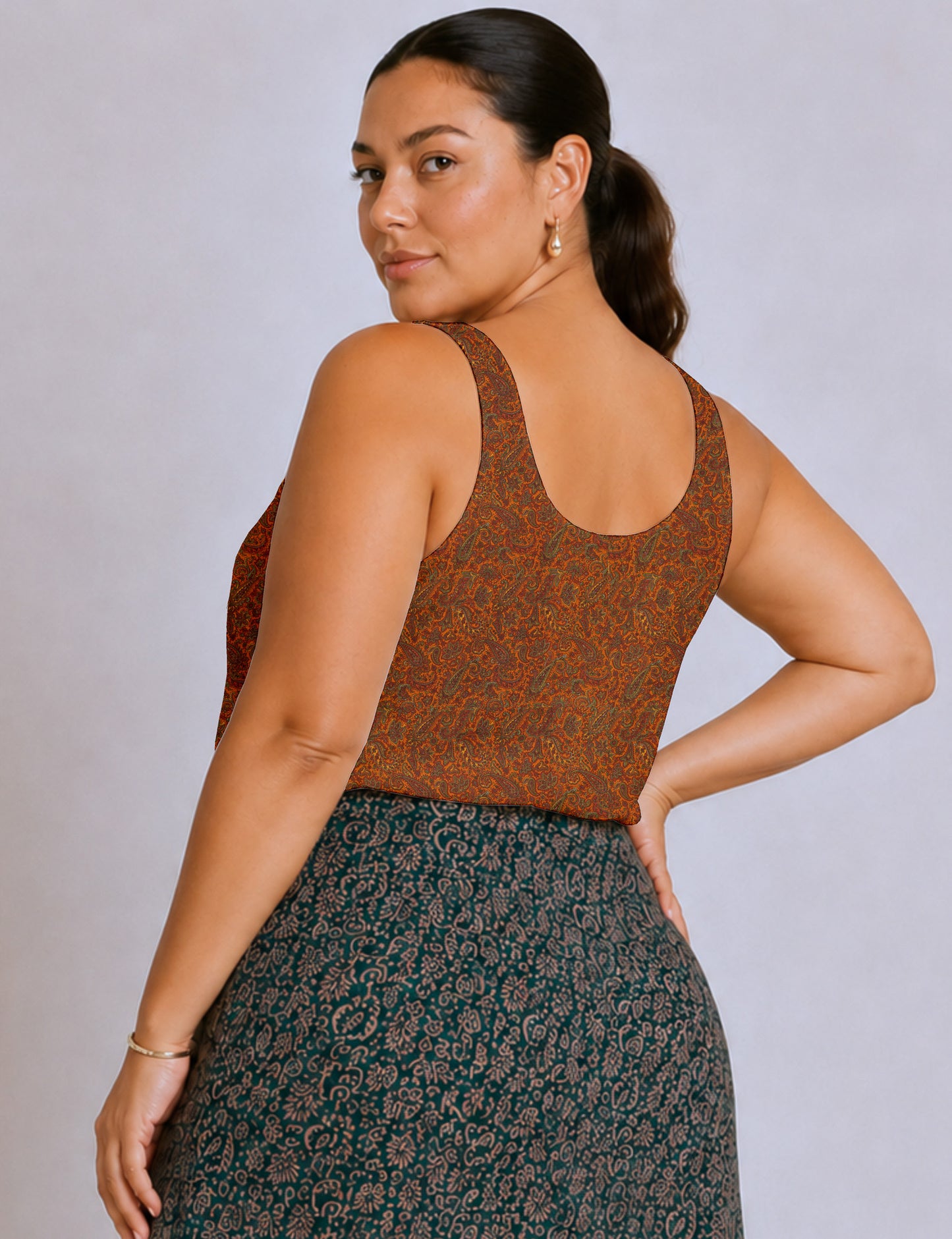 Sleeveless blouse - Yellow Paisley