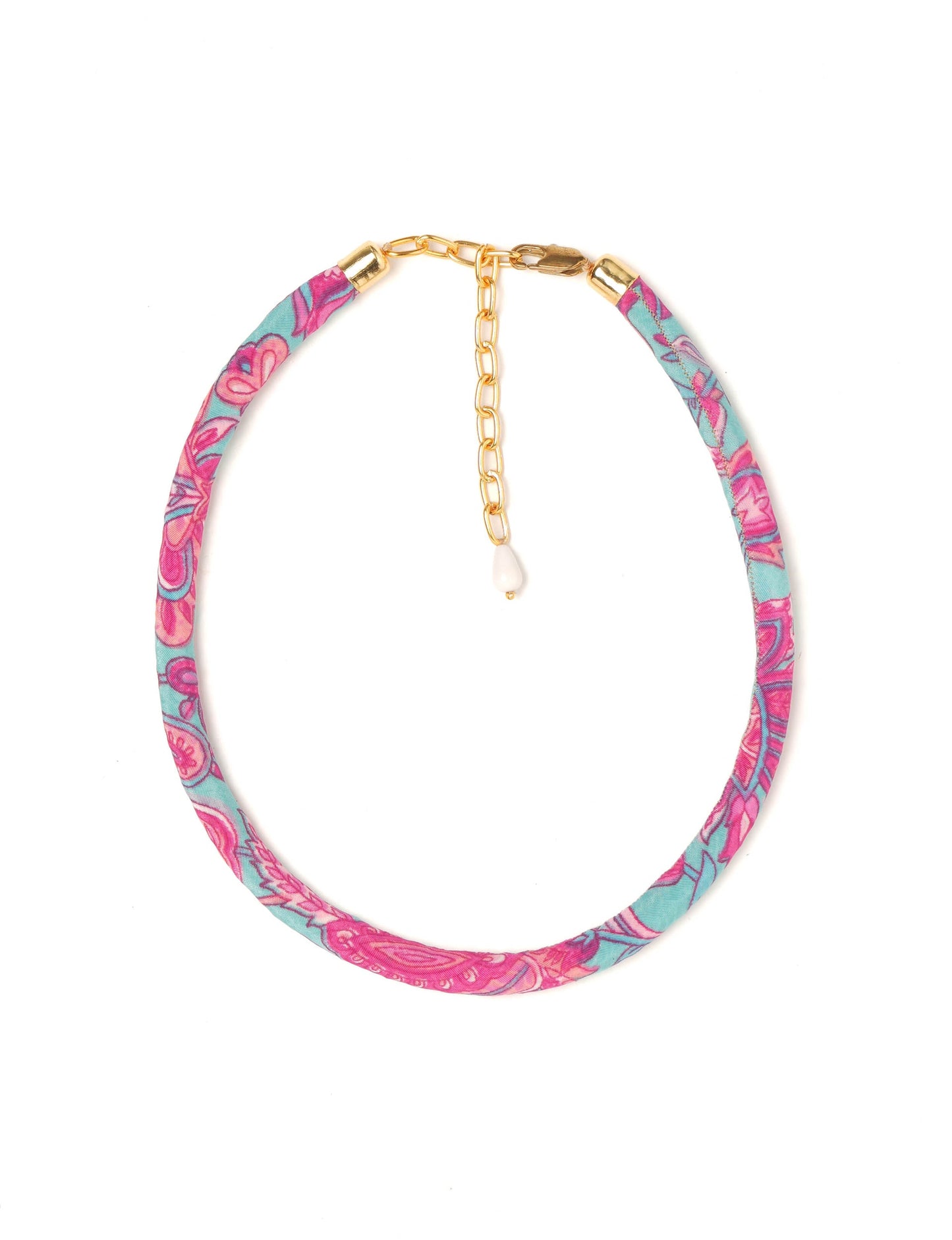 Elevate your look sustainably with our Rope Necklace. Crafted using cotton rope hand-wrapped with pre-loved Indian saris, this necklace is a testament to ethical and green fashion. Make a conscious choice for a brighter, eco-friendly future with this unique, upcycled accessory.